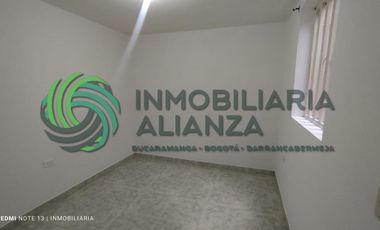 casa en arriendo en lagos del cacique. Cod A17279