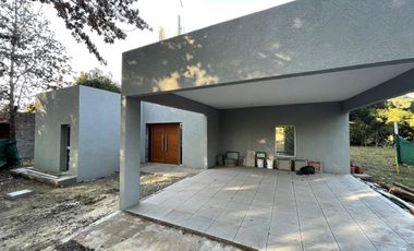 Espectacular casa de 3 dormitorios en Barrio Sol de Paraná- Pueblo Esther