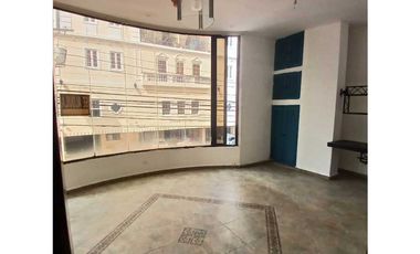 SAN FRANCISCO / LOCAL COMERCIAL / 160 M2 / 9 OFICINAS / Y