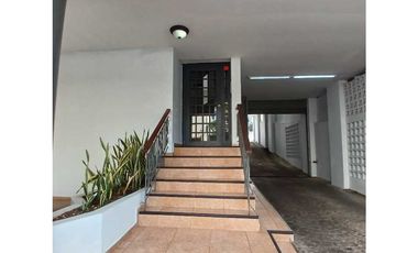 SAN FRANCISCO / LOCAL COMERCIAL / 160 M2 / 9 OFICINAS / Y