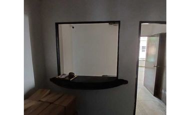 SAN FRANCISCO / LOCAL COMERCIAL / 160 M2 / 9 OFICINAS / Y