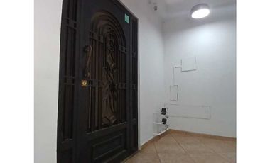 SAN FRANCISCO / LOCAL COMERCIAL / 160 M2 / 9 OFICINAS / Y
