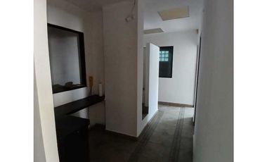 SAN FRANCISCO / LOCAL COMERCIAL / 160 M2 / 9 OFICINAS / Y