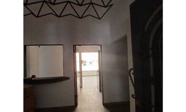 SAN FRANCISCO / LOCAL COMERCIAL / 160 M2 / 9 OFICINAS / Y