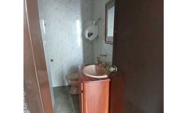 SAN FRANCISCO / LOCAL COMERCIAL / 160 M2 / 9 OFICINAS / Y