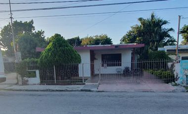 Casa 4 Habitaciones Terreno 495 m2 en Colonia Cortes Sarmiento, Merida