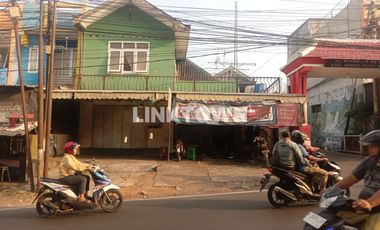 Rumah 2 Lantai Lokasi Sangat Strategis di Raya Bandulan Dekat Alun Alun Malang