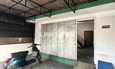 Rumah 2 Lantai Lokasi Sangat Strategis di Raya Bandulan Dekat Alun Alun Malang