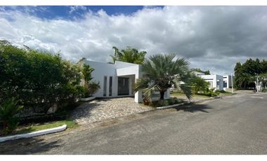 VENTA DE CASA DE PLAYA
