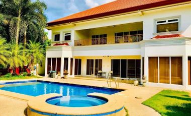 6 Bedroom House for SALE with swimming pool in Angeles City Near SM Clark