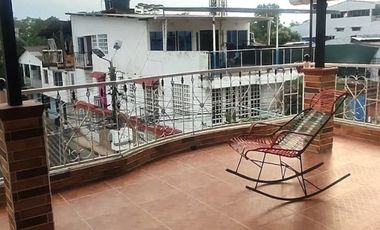 casa en venta en la rochela. Cod V6