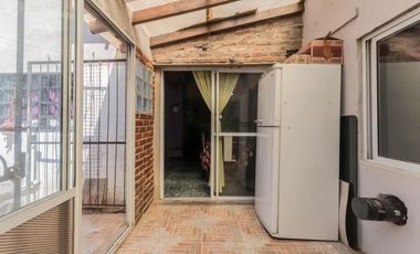 PH en venta de 2 dormitorios c/ cochera en Morón