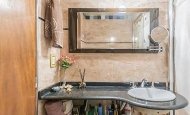 PH en venta de 2 dormitorios c/ cochera en Morón