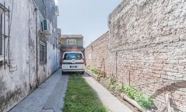 PH en venta de 2 dormitorios c/ cochera en Morón