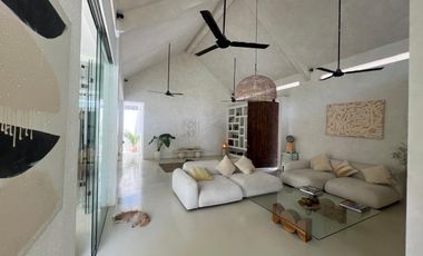 For Sale Newly Renovated Villa Beachside Pererenan, Canggu