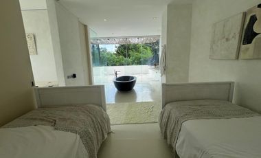 For Sale Newly Renovated Villa Beachside Pererenan, Canggu