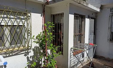 CASA 4 AMBIENTES- ZONA NORTE