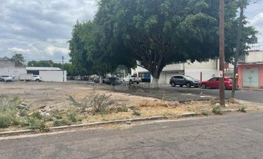 Terreno Comercial en renta en Col. San Pedro, Irapuato, Gto.