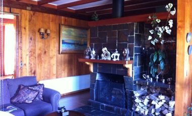 Amplia Residencia Familiar- Futrono