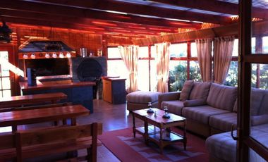 Amplia Residencia Familiar- Futrono