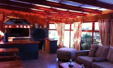 Amplia Residencia Familiar- Futrono