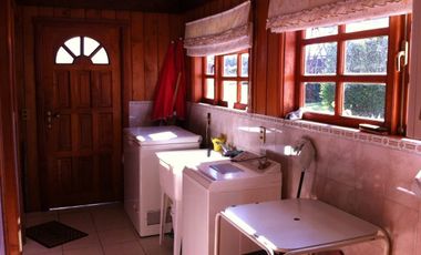 Amplia Residencia Familiar- Futrono