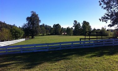 Amplia Residencia Familiar- Futrono