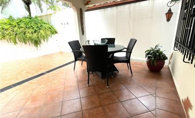 Vendo casa en La Loma de Pueblo Nuevo # 2024 cvd