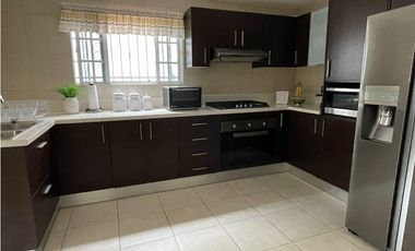 Vendo casa en La Loma de Pueblo Nuevo # 2024 cvd