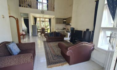 Villa Cantik Harga di Bawah NJOP di Cipanas Udara Sejuk Pemandangan Cantik