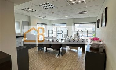 Oficina en venta 41 m2 con 1 estacionamiento Centro Osorno