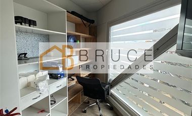 Oficina en venta 41 m2 con 1 estacionamiento Centro Osorno