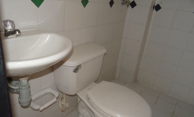 apartamento en arriendo/venta en el tesoro. Cod V60310