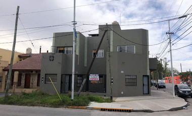 Departamento Tipo Casa en venta en Wilde Oeste