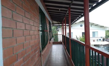 casa campestre en venta en altagracia. Cod V20682