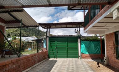 casa campestre en venta en altagracia. Cod V20682