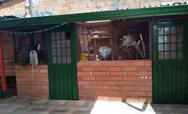 casa campestre en venta en altagracia. Cod V20682