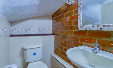 VENTA CASA TRES PISOS PALMIRA Barrio Portal de las Palmas. Cod V6135