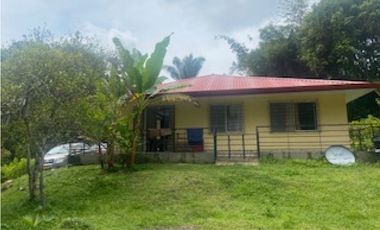 Vendo Casa Lote 2200 mts mesitas del colegio