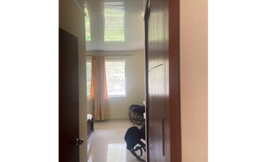 Vendo Casa Lote 2200 mts mesitas del colegio