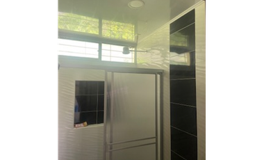 Vendo Casa Lote 2200 mts mesitas del colegio
