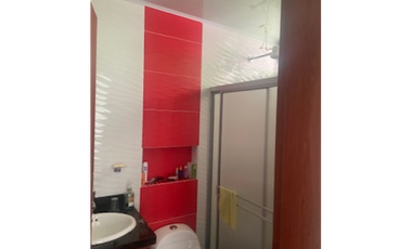 Vendo Casa Lote 2200 mts mesitas del colegio