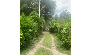 Vendo Casa Lote 2200 mts mesitas del colegio