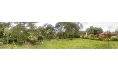 Vendo Casa Lote 2200 mts mesitas del colegio