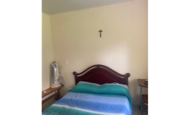 Vendo Casa Lote 2200 mts mesitas del colegio