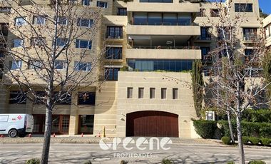 Departamento de Lujo con jardín en venta de 400 m2, Vitacura