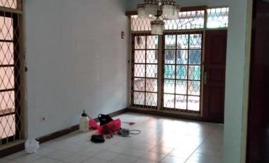 Rumah Terawat di Arcamanik Dekat Antapani & Cisaranten