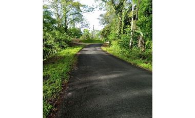 LOTE EN VENTA 64 HECTARIAS  CON LAGO  EN SALAMANCA COLON
