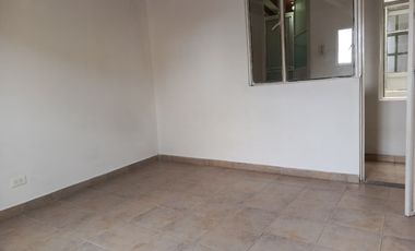 apartamento en arriendo en plaza de las americas. Cod A7235502