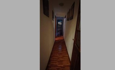 VENDO CHALET CON PISCINA Y QUINCHO